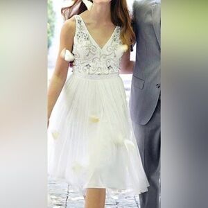 Adrianna Papell Beaded Bodice Tulle Midi dress. Wedding/ rehearsal/ size 10